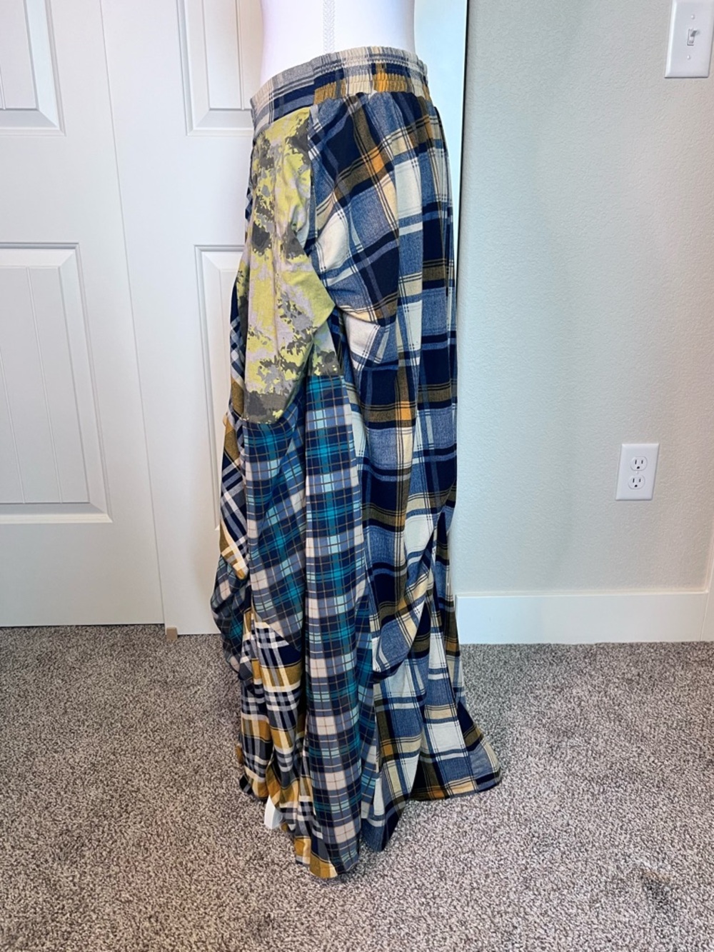 TOV Noir The Damsel's Yellow Plaid Flowing Maxi Skirt Pockets!! Sz EU42 US10 - Picture 3 of 16